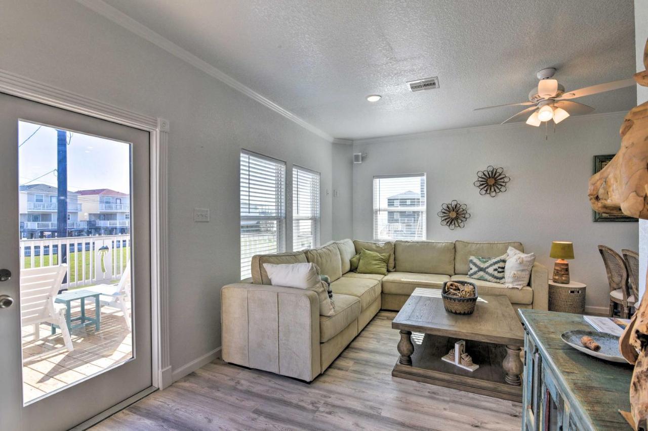 Coastal Surfside Beach House Walk To The Ocean! Exterior photo